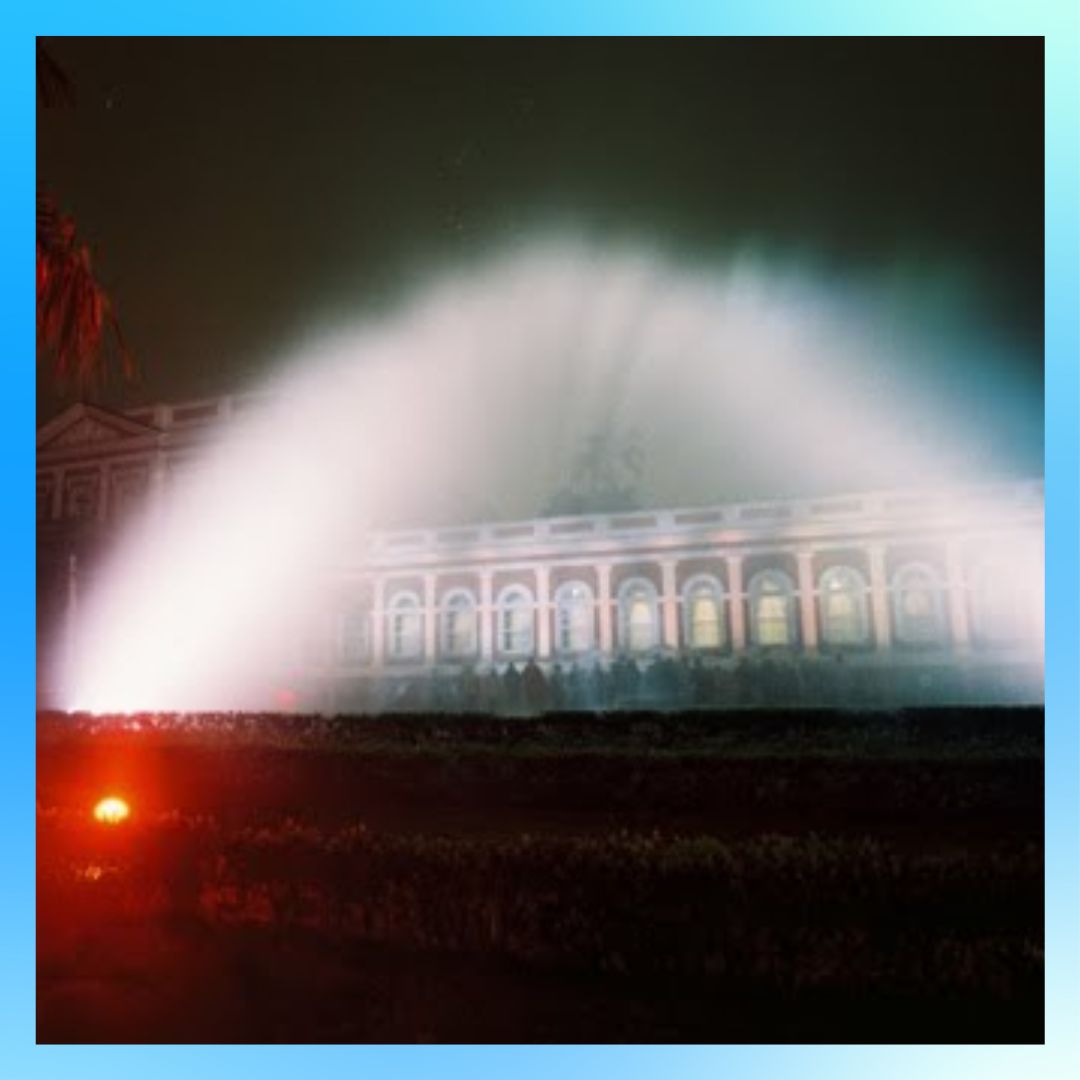 Uma noite imperial!  Espetáculo Som e luz