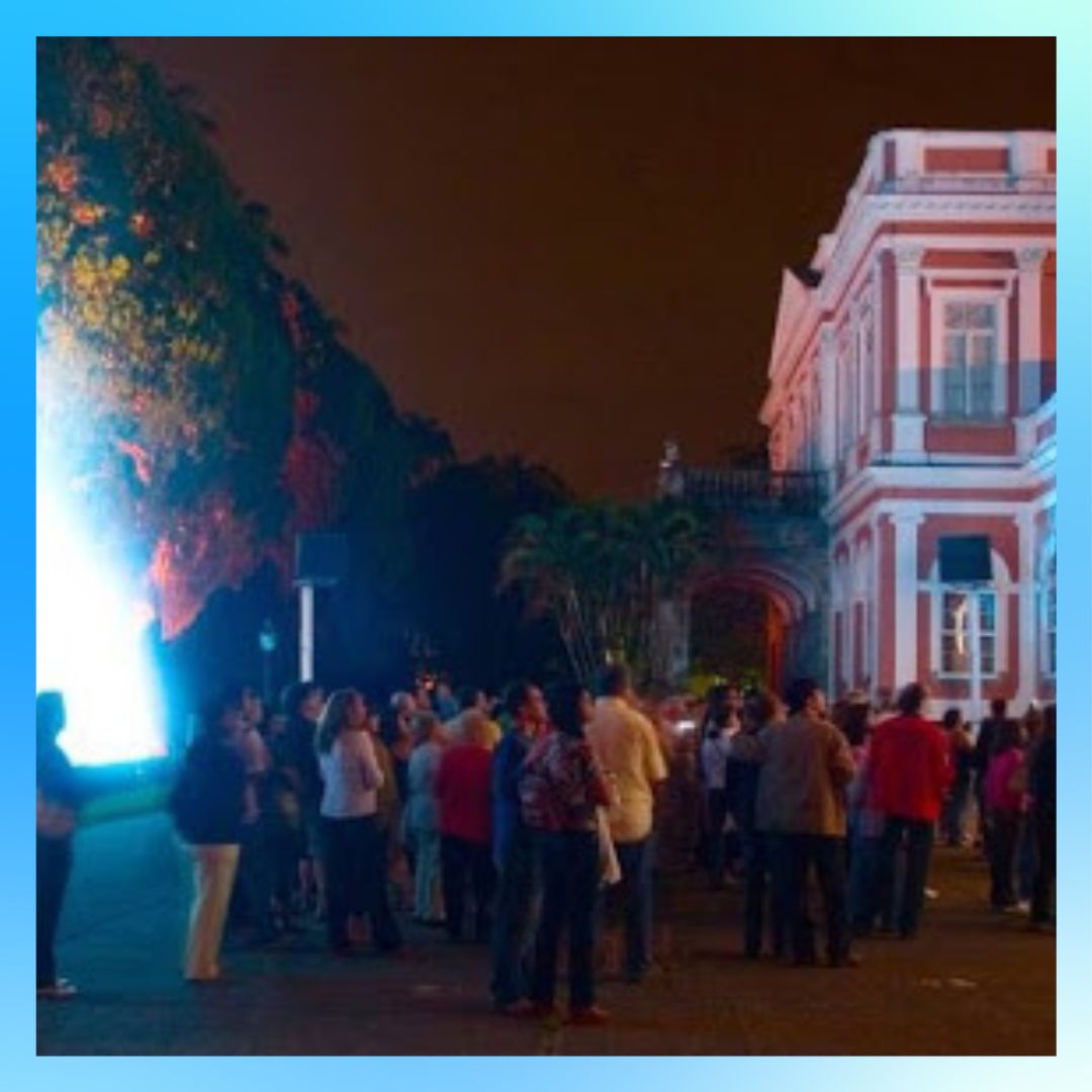 Uma noite imperial!  Espetáculo Som e luz